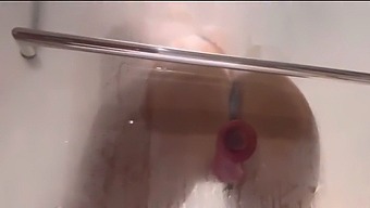 Max Ryan'S Hete Douche Dildo Neuken Zal Je Doen Smeken Om Meer